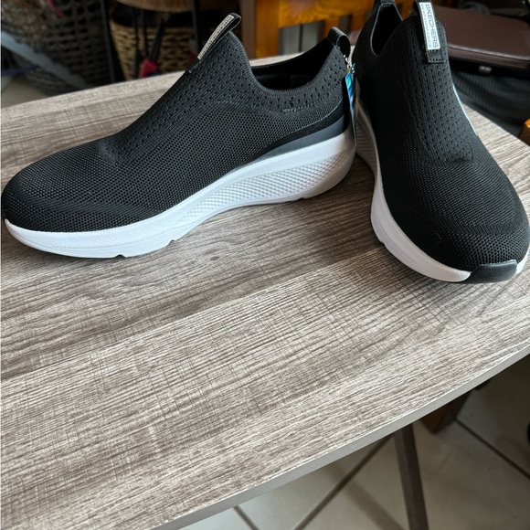 Sketchers Go Run Elevate - Picture 5 of 8